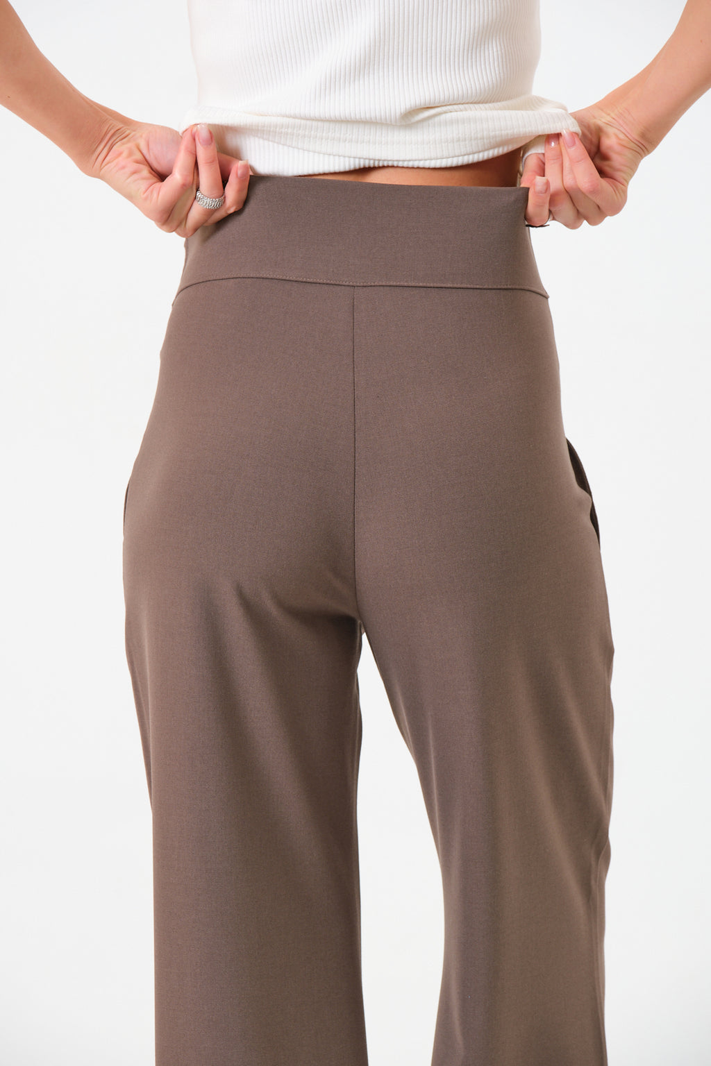 Taupe